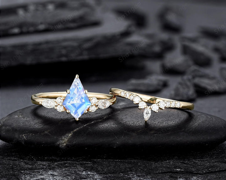 Vintage Kite Shape Natural Moonstone Engagement Ring Set, 14K Yellow Gold Blue Fire Moonstone Promise Ring, Wedding Ring Gift for Women - ShainJewelry