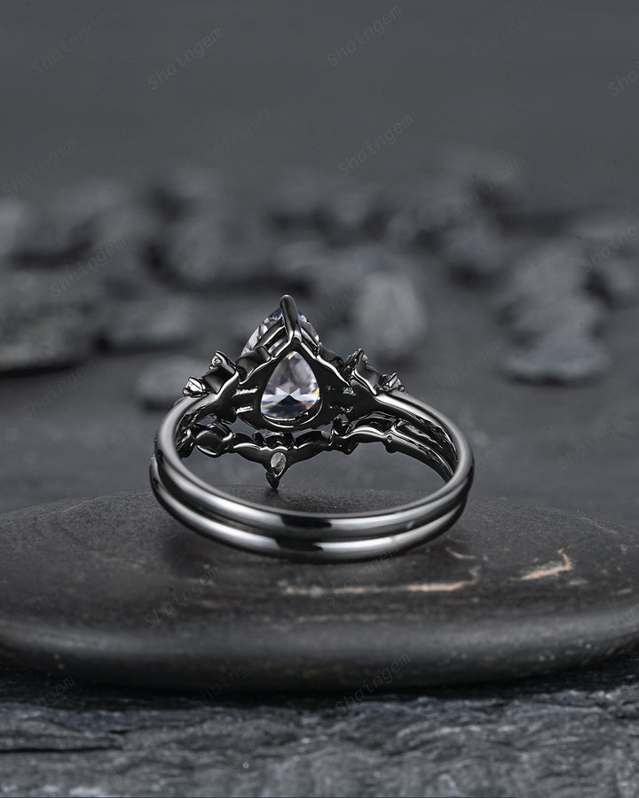 Gothic Black Pear Shape Gray Moissanite Floral Engagement Ring, Unique Black Rhodium Leaf Wedding Promise Ring for Women, Vintage Bridal Set - ShainJewelry