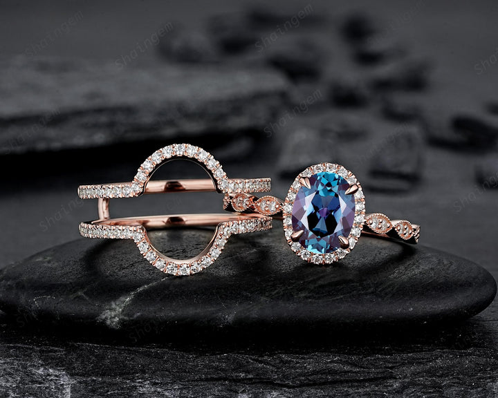 3PCS Oval Shape Alexandrite Engagement Rings, V Shape Ring Guard Spacer Curved Soldered Band Halo Rose Gold Wedding Promise Ring for Woman - ShainJewelry