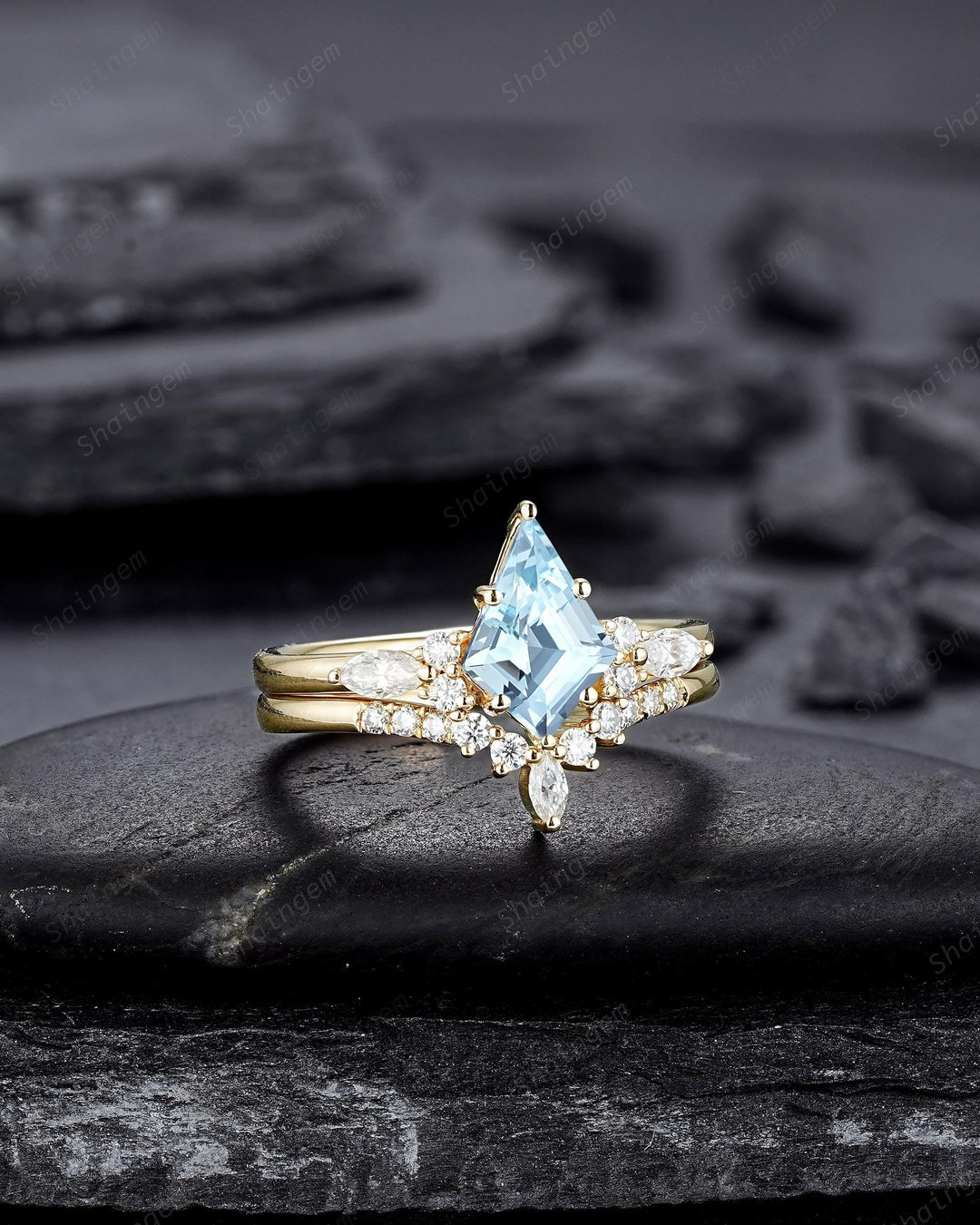 Vintage Kite Shape Natural Blue Aquamarine Engagement Ring Set, V Shape Yellow Gold March Birthstone Promise Wedding Ring Gift for Women - ShainJewelry