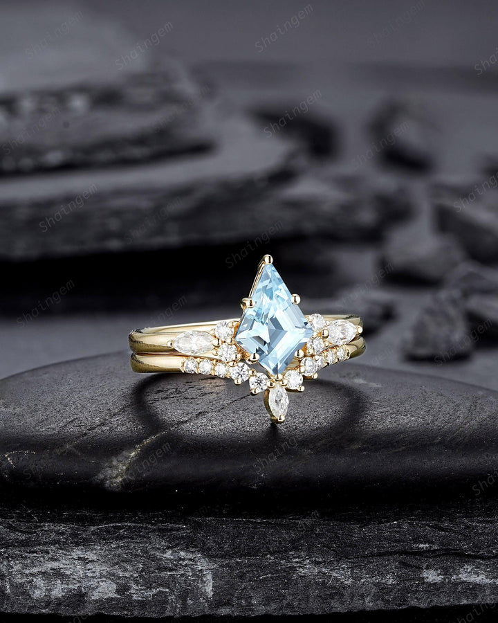 Vintage Kite Shape Natural Blue Aquamarine Engagement Ring Set, V Shape Yellow Gold March Birthstone Promise Wedding Ring Gift for Women - ShainJewelry