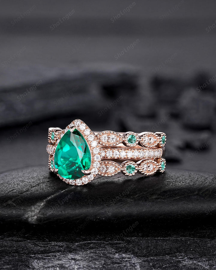 3PCS Pear Shape Emerald Halo Engagement Ring Vintage Rose Gold Green Stone Bridal Set Unique May Birthstone Promise Wedding Ring for Women - ShainJewelry