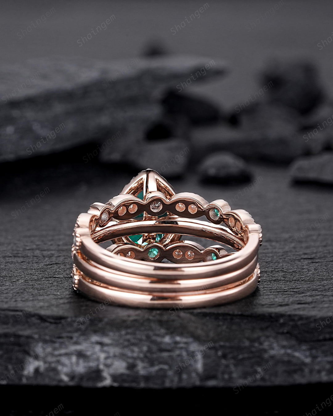 3PCS Pear Shape Emerald Halo Engagement Ring Vintage Rose Gold Green Stone Bridal Set Unique May Birthstone Promise Wedding Ring for Women - ShainJewelry