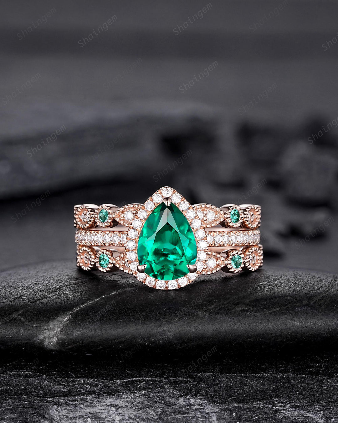 3PCS Pear Shape Emerald Halo Engagement Ring Vintage Rose Gold Green Stone Bridal Set Unique May Birthstone Promise Wedding Ring for Women - ShainJewelry
