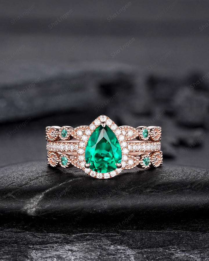3PCS Pear Shape Emerald Halo Engagement Ring Vintage Rose Gold Green Stone Bridal Set Unique May Birthstone Promise Wedding Ring for Women - ShainJewelry
