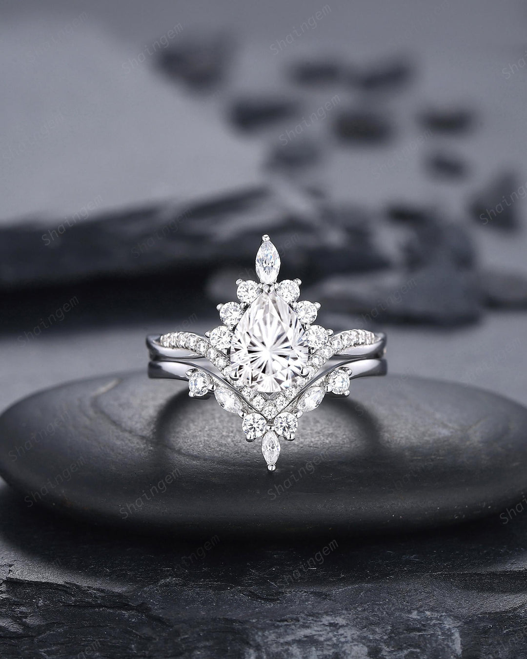 Platinum Pear Shape Fireworks Cut Moissanite and Diamond Engagement Ring White Gold Halo Wedding Ring Bridal Set V Shape Curved Promise Ring - ShainJewelry