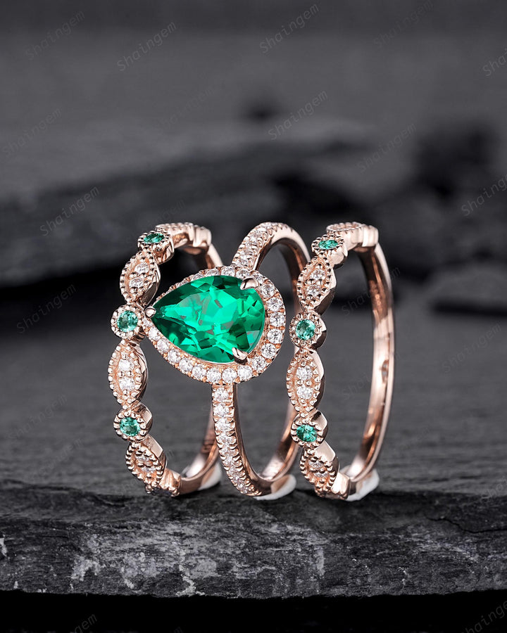 3PCS Pear Shape Emerald Halo Engagement Ring Vintage Rose Gold Green Stone Bridal Set Unique May Birthstone Promise Wedding Ring for Women - ShainJewelry