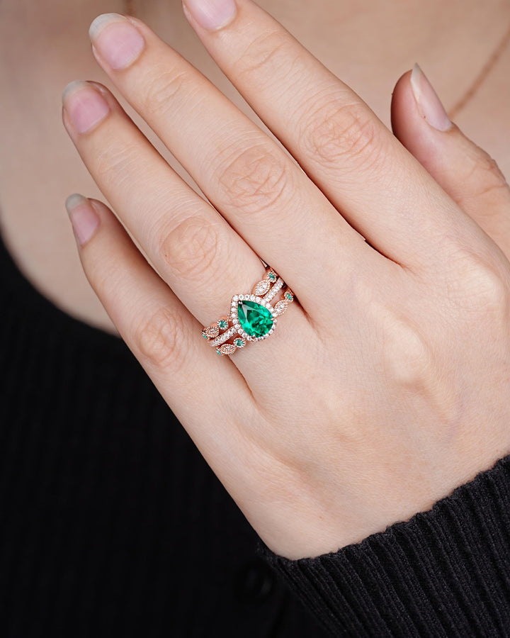 3PCS Pear Shape Emerald Halo Engagement Ring Vintage Rose Gold Green Stone Bridal Set Unique May Birthstone Promise Wedding Ring for Women - ShainJewelry