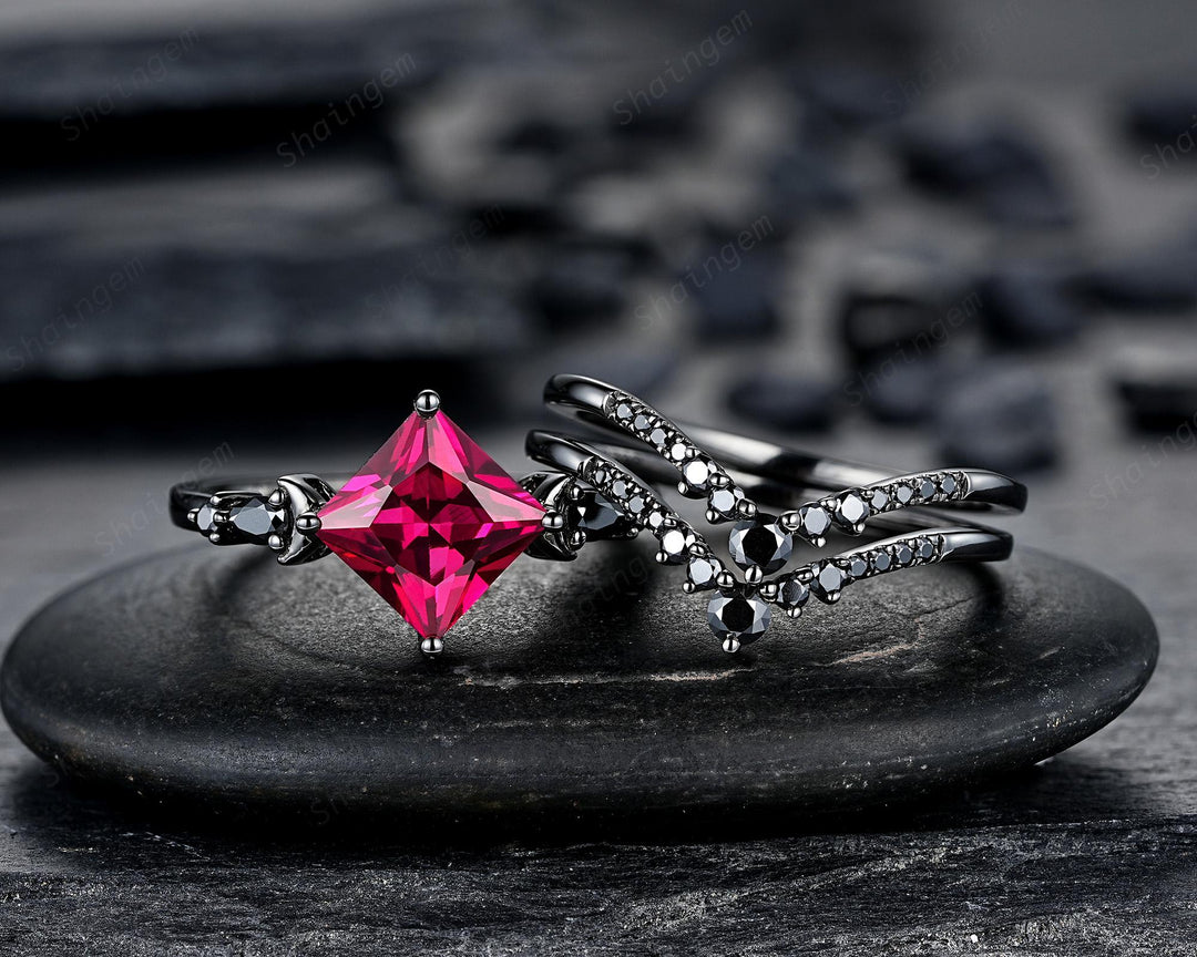 3PCS Gothic Black Gold Princess Cut Ruby Crescent Engagement Ring Unique Goth Black Rhodium Moon Wedding Set Dark Promise Ring Gift Women - ShainJewelry