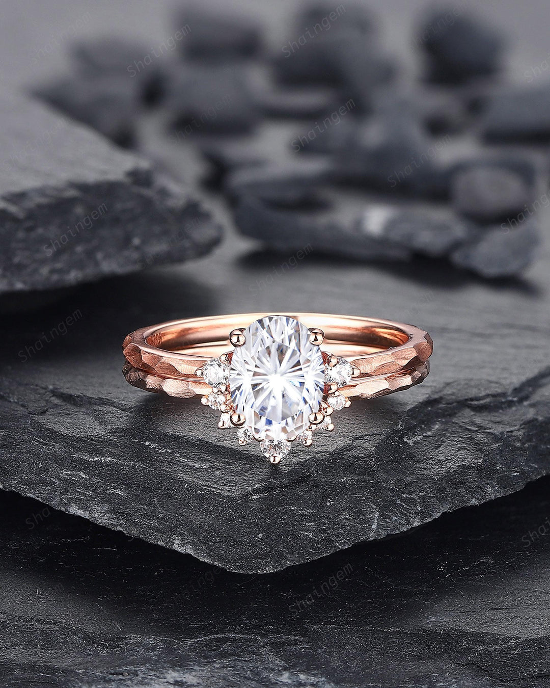 Unique Hammered Oval Shape Fireworks Cut Moissanite Engagement Ring Set, Hand Forged 14K 18K Rose Gold Diamond Bridal Set Promise Ring Gift - ShainJewelry