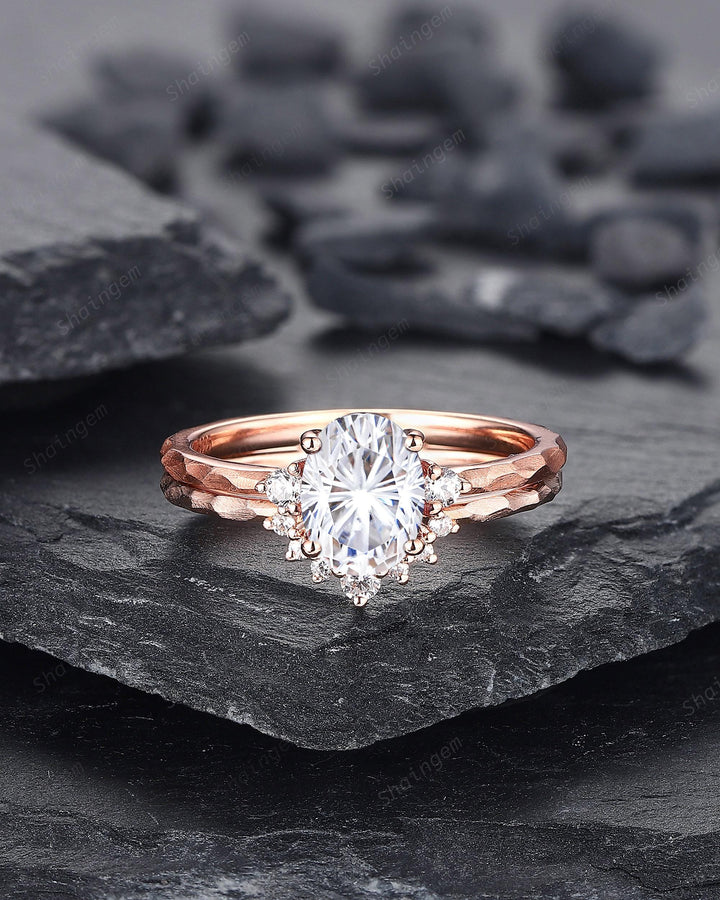 Unique Hammered Oval Shape Fireworks Cut Moissanite Engagement Ring Set, Hand Forged 14K 18K Rose Gold Diamond Bridal Set Promise Ring Gift - ShainJewelry