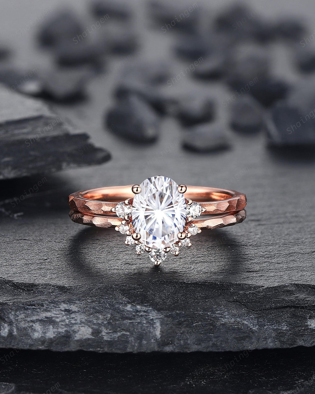 Unique Hammered Oval Shape Fireworks Cut Moissanite Engagement Ring Set, Hand Forged 14K 18K Rose Gold Diamond Bridal Set Promise Ring Gift - ShainJewelry