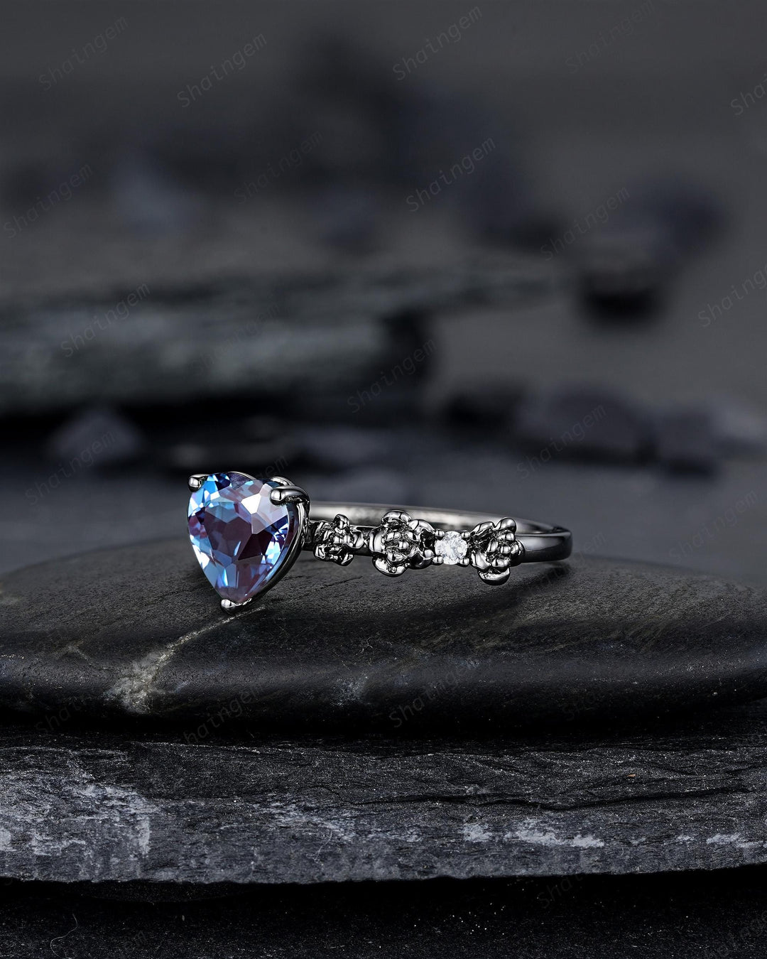 Gothic Black Gold Heart Shape Alexandrite Engagement Ring, Rhodium Black Love Promise Ring, Witchy Rose Flower Promise Anniversary Ring Gift - ShainJewelry