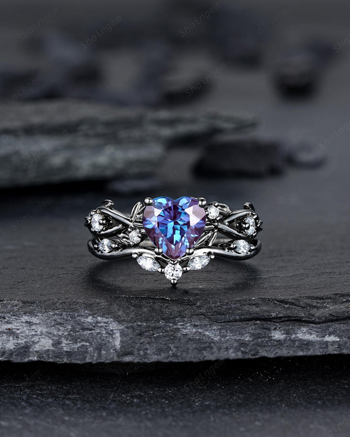 Gothic Black Gold Heart Shape Alexandrite Engagement Ring Set, Rhodium Black Love Promise Ring, Witchy Twig Branch Promise Anniversary Ring - ShainJewelry