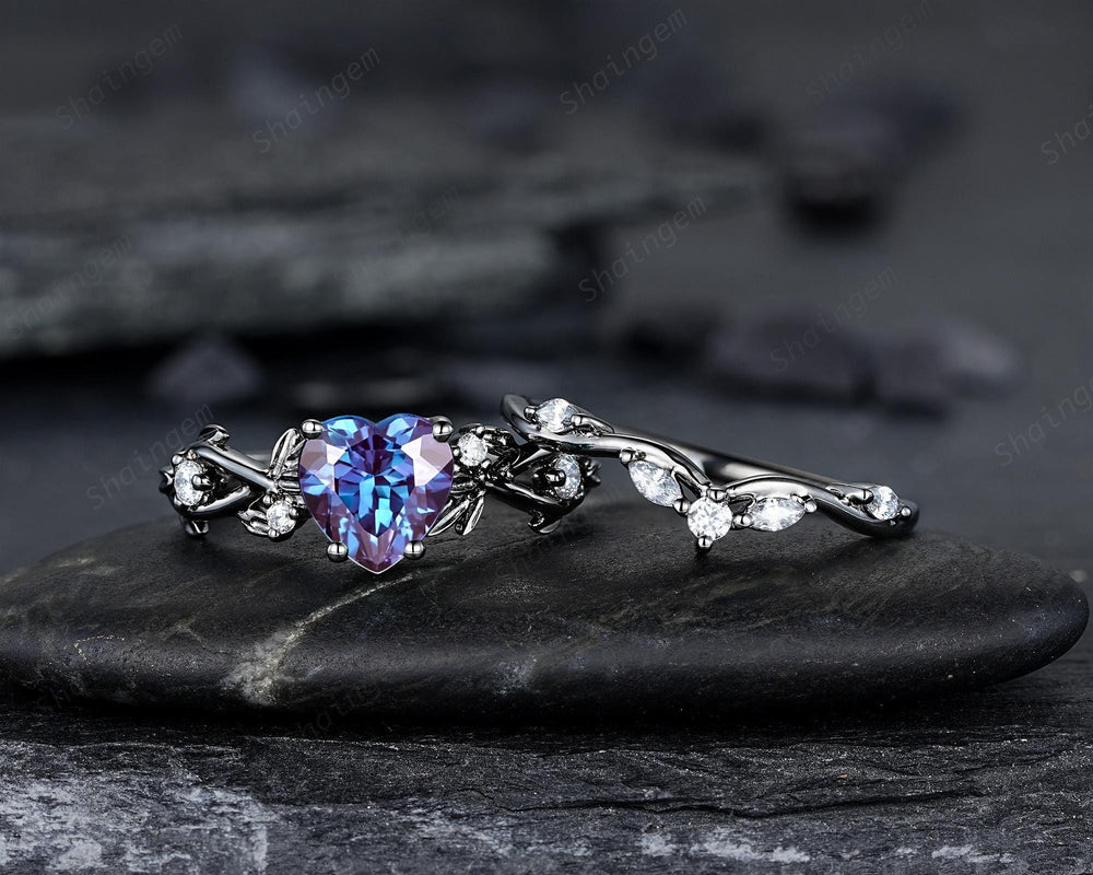 Gothic Black Gold Heart Shape Alexandrite Engagement Ring Set, Rhodium Black Love Promise Ring, Witchy Twig Branch Promise Anniversary Ring - ShainJewelry