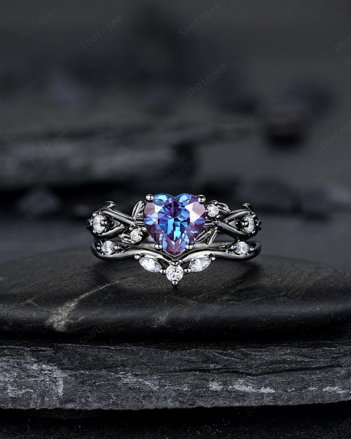 Gothic Black Gold Heart Shape Alexandrite Engagement Ring Set, Rhodium Black Love Promise Ring, Witchy Twig Branch Promise Anniversary Ring - ShainJewelry