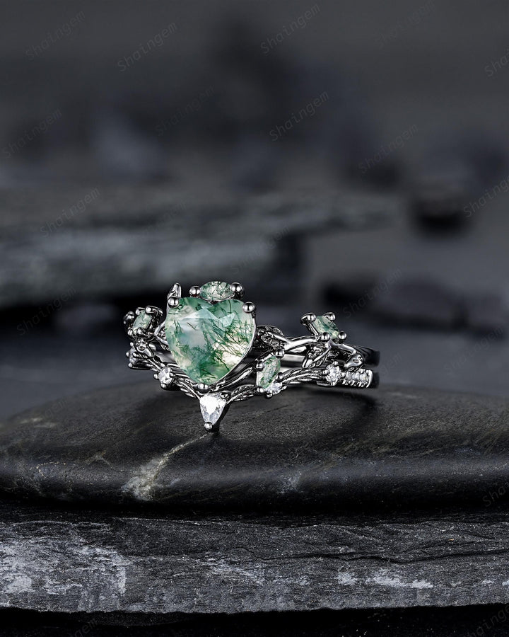 Gothic Heart Shape Moss Agate Engagement Ring Set, Black Rhodium Twig Branch Promise Ring, Vine Wedding Ring, Goth Black Gold Leaf Rings - ShainJewelry