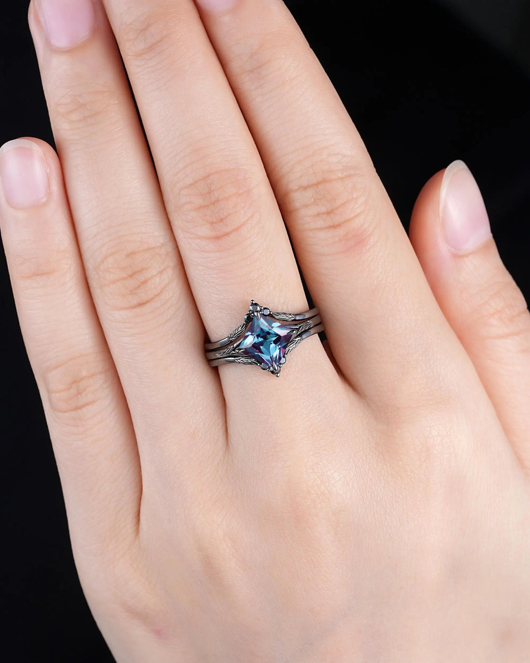 3PCS Gothic Princess Cut Alexandrite Engagement Ring Set, Punk Goth Black Rhodium Wedding Set Promise Ring, June Birthstone, Engraved Leaf - ShainJewelry