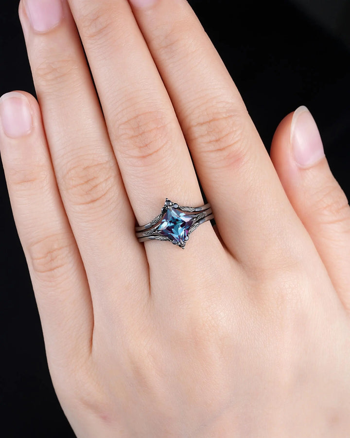 3PCS Gothic Princess Cut Alexandrite Engagement Ring Set, Punk Goth Black Rhodium Wedding Set Promise Ring, June Birthstone, Engraved Leaf - ShainJewelry