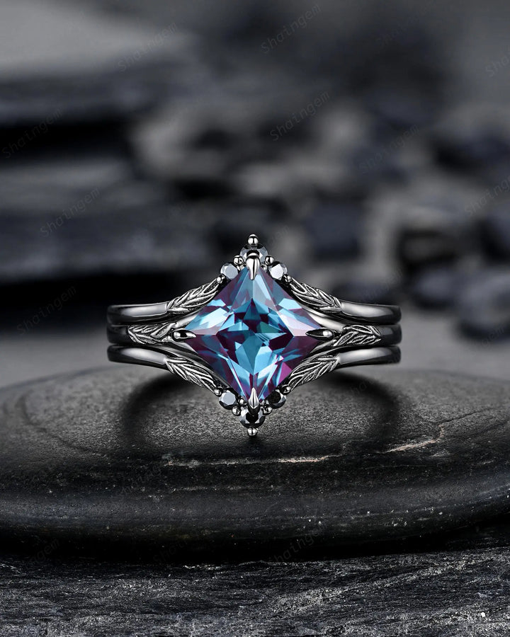 3PCS Gothic Princess Cut Alexandrite Engagement Ring Set, Punk Goth Black Rhodium Wedding Set Promise Ring, June Birthstone, Engraved Leaf - ShainJewelry