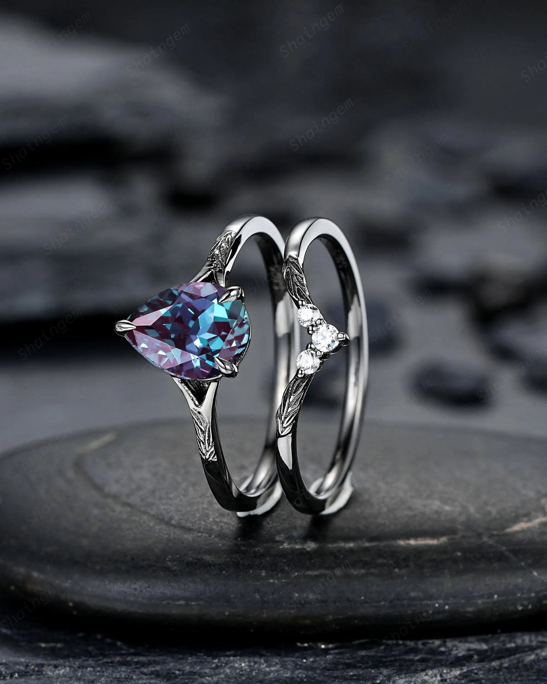 Gothic Pear Shape Alexandrite Leaf Engagement Ring Set, Black Rhodium Promise Ring Punk Black Gold V Shape Curved Solitaire Wedding Ring - ShainJewelry