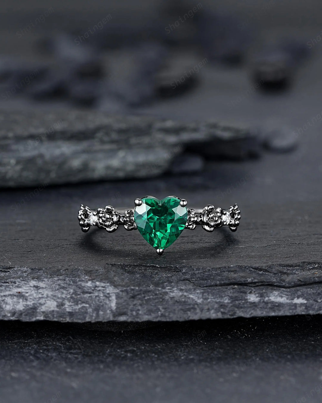 Gothic Black Gold Heart Shape Emerald Engagement Ring, Rhodium Black Love Promise Ring, Witchy Rose Flower Promise Anniversary Ring Gift - ShainJewelry