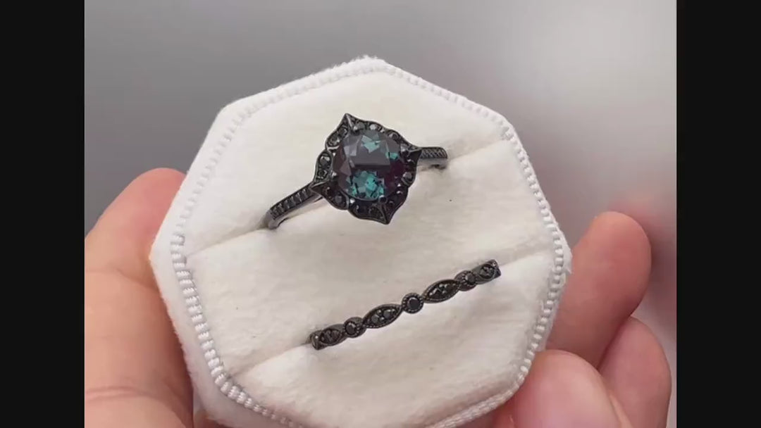 Vintage Round Alexandrite Floral Halo Engagement Ring Set, Unique Black Gold Alexandrite Promise Ring Set, Black Diamond Bridal Set Gift - ShainJewelry