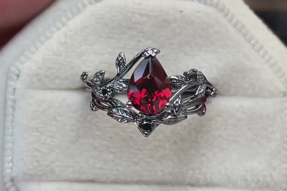 Nature Inspired Black Gold Garnet Engagement Ring Set, Rhodium Black Garnet Promise Ring, Black Wedding Ring, Gothic Anniversary Ring Gift - ShainJewelry